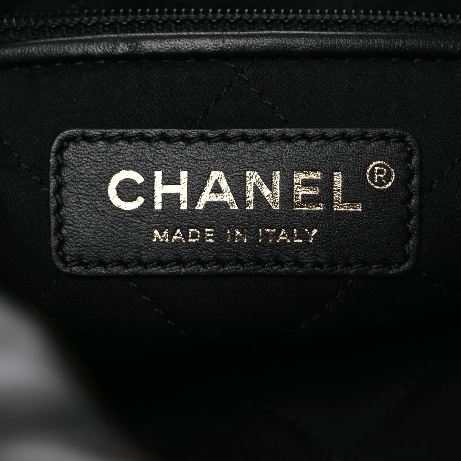 Chanel Shiny Calfskin Quilted Chanel 22 Black White