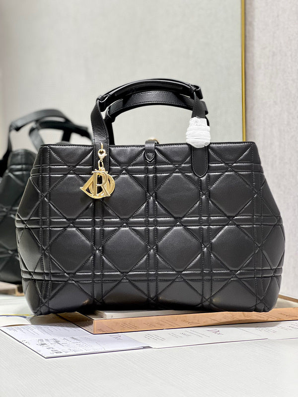 Dior Bags - 514