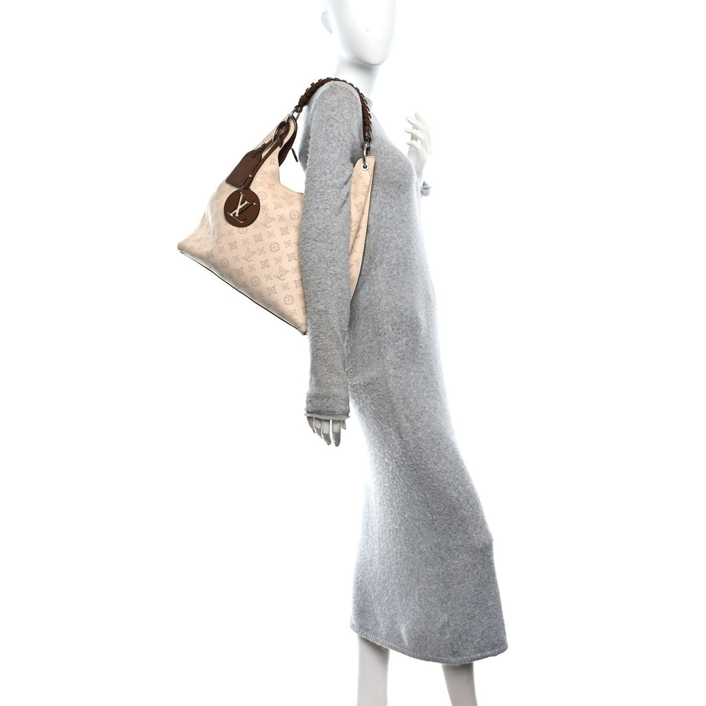 Louis Vuitton Mahina Carmel Hobo Creme