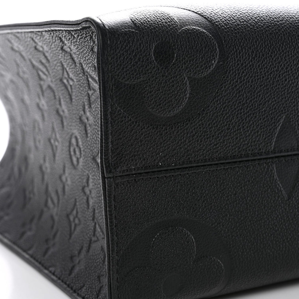 Louis Vuitton Empreinte Monogram Giant Onthego MM Black