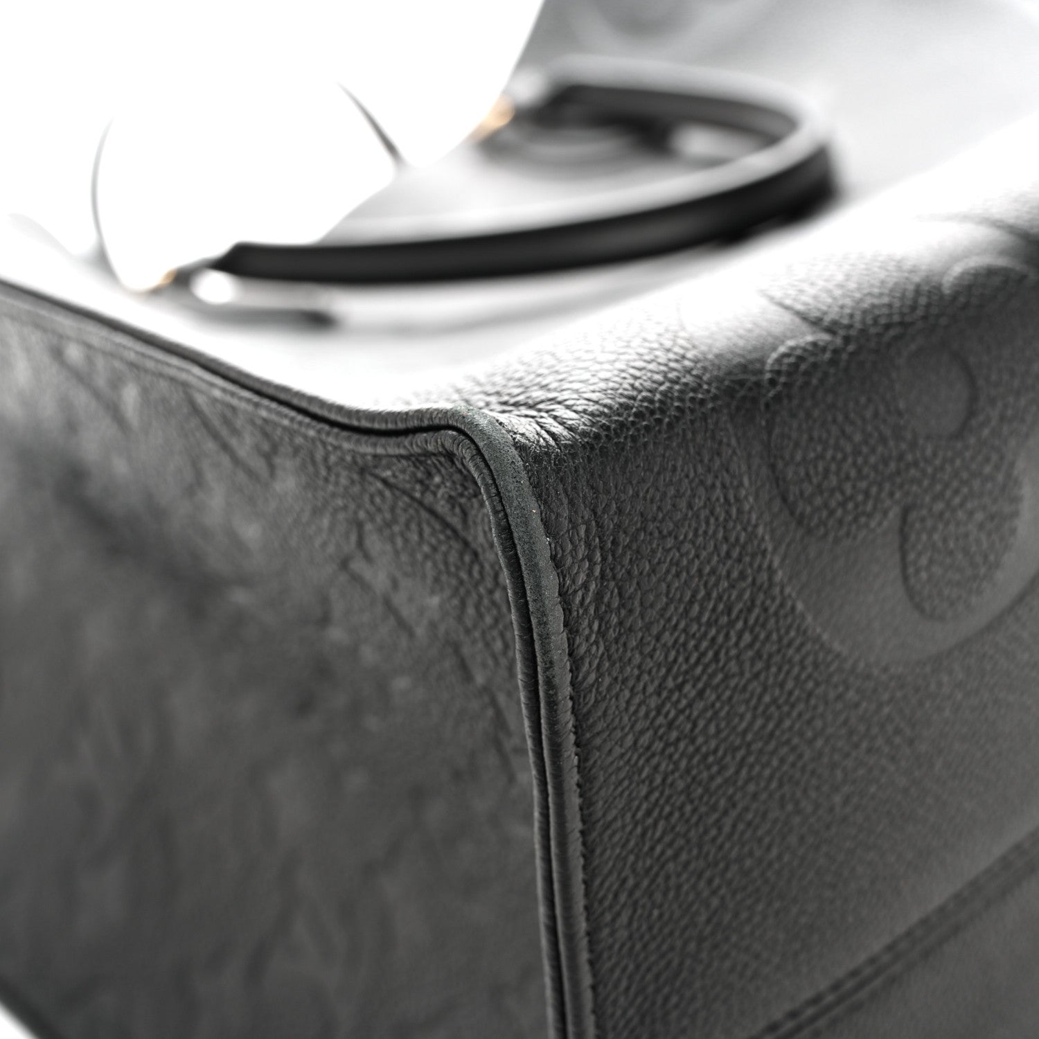 Louis Vuitton Empreinte Monogram Giant Onthego GM Black