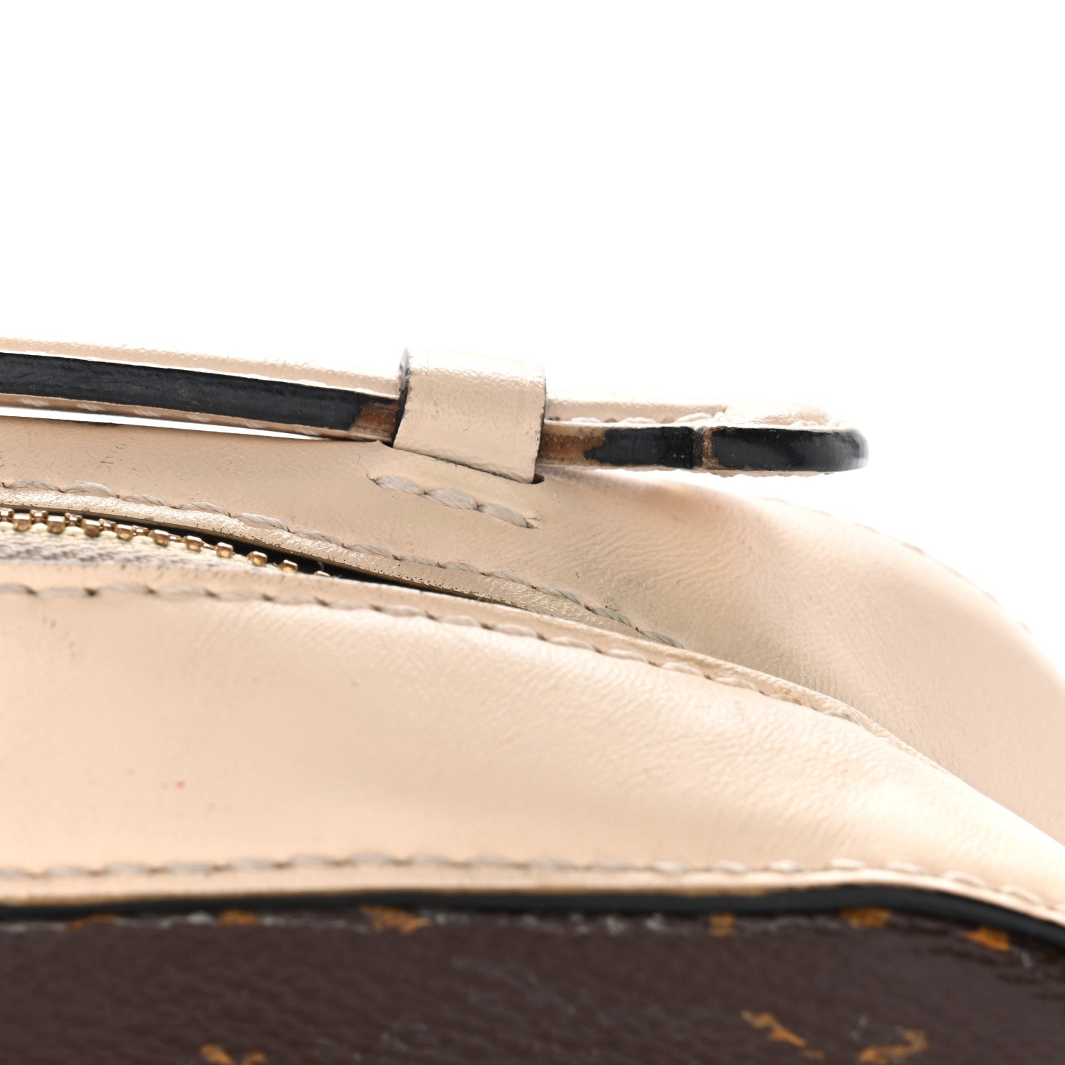 Louis Vuitton Monogram Saintonge Creme