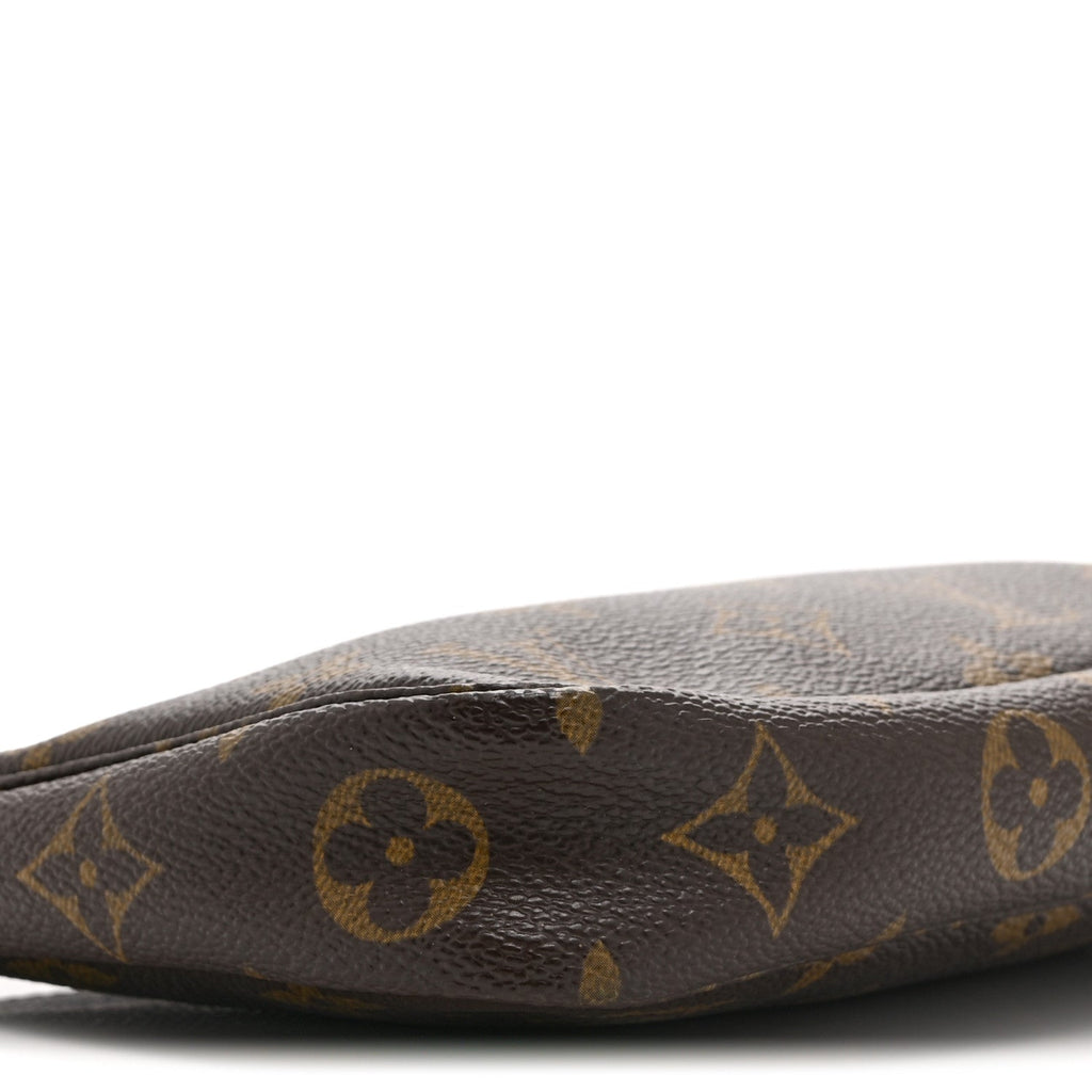 Louis Vuitton Monogram Pochette Accessories