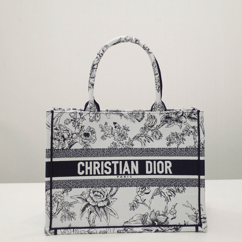 Dior Bags - 1591