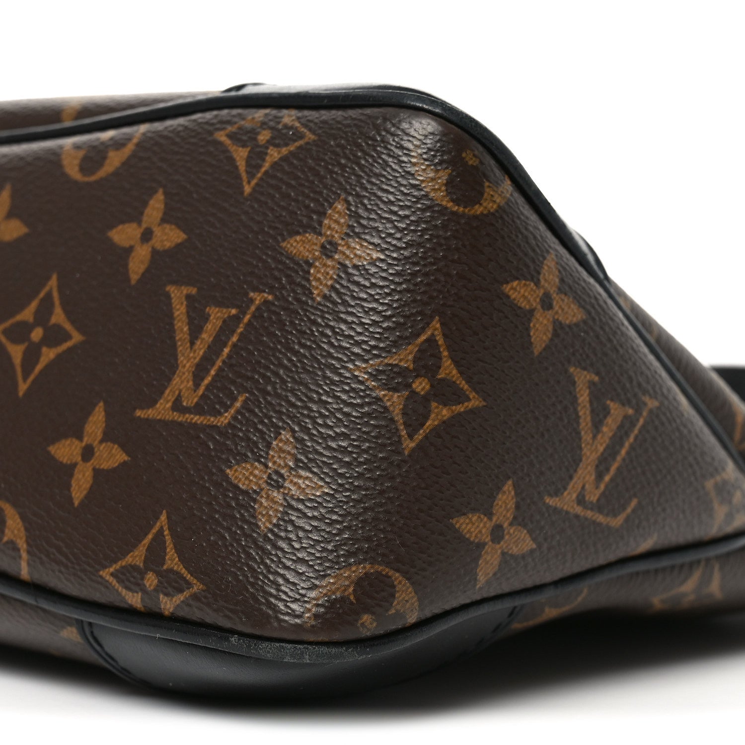 Louis Vuitton Monogram Odeon MM Black