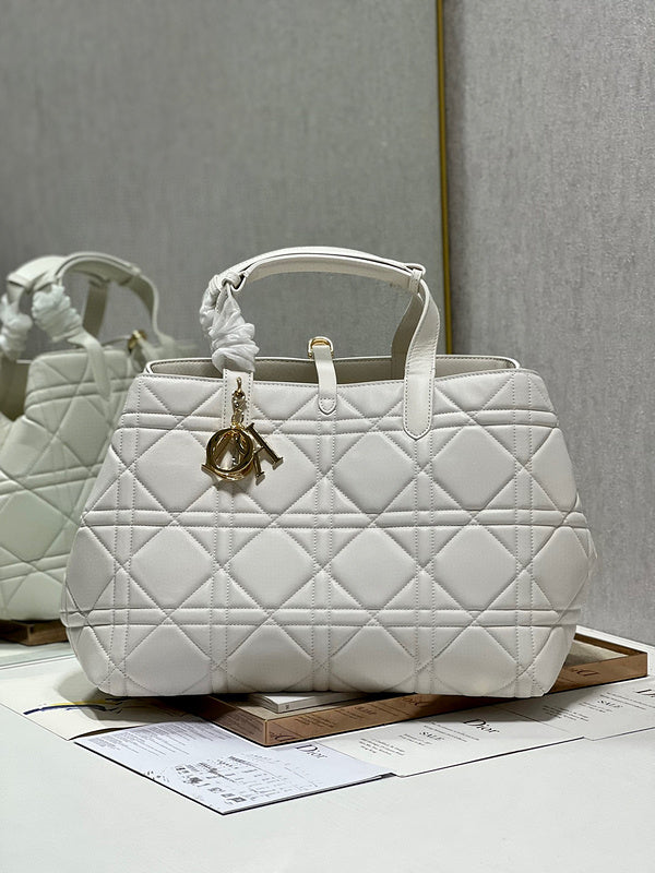 Dior Bags - 515