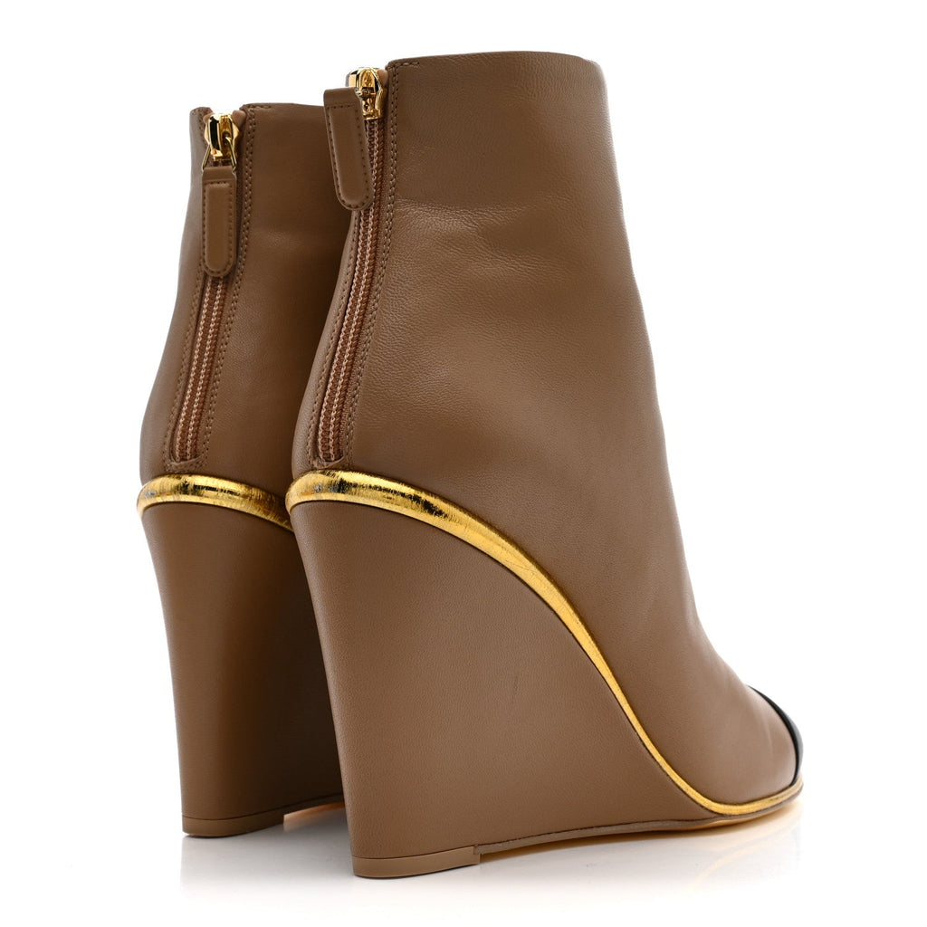 Lambskin Cap Toe Open Wedge Ankle Boots 38.5 Beige Black
