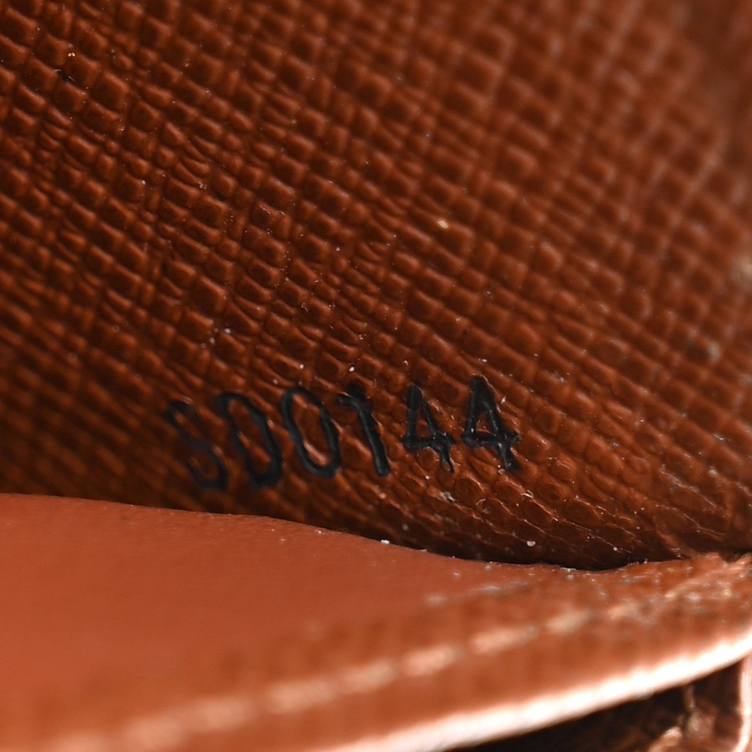 Louis Vuitton Monogram Zippy Wallet