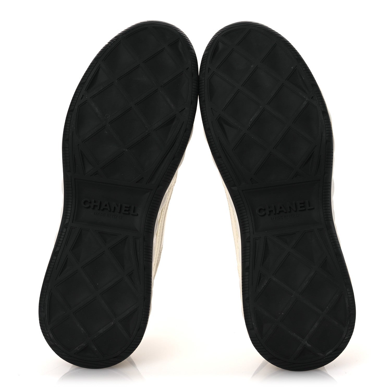 Chanel Velvet Calfskin Mixed Fibers CC Sneakers 40.5 Ivory Black
