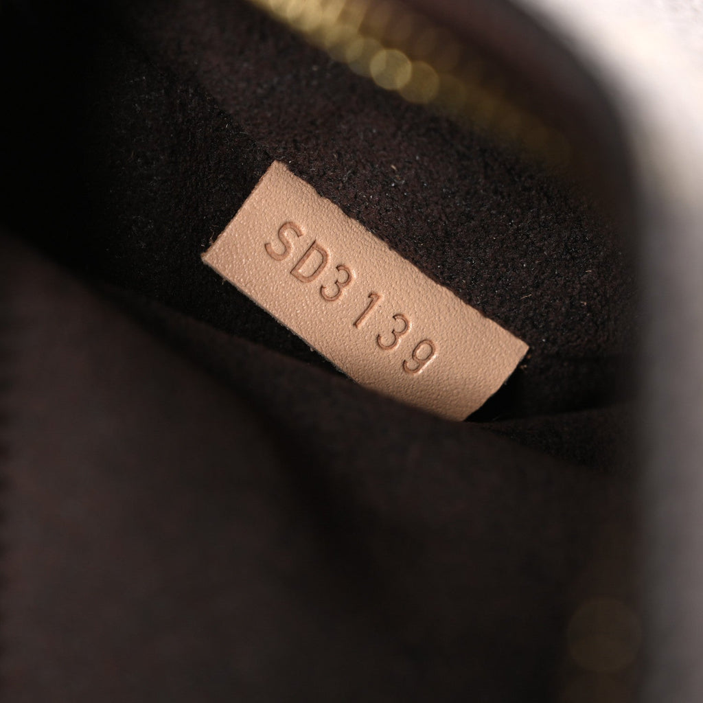 Louis Vuitton Monogram Pochette Metis