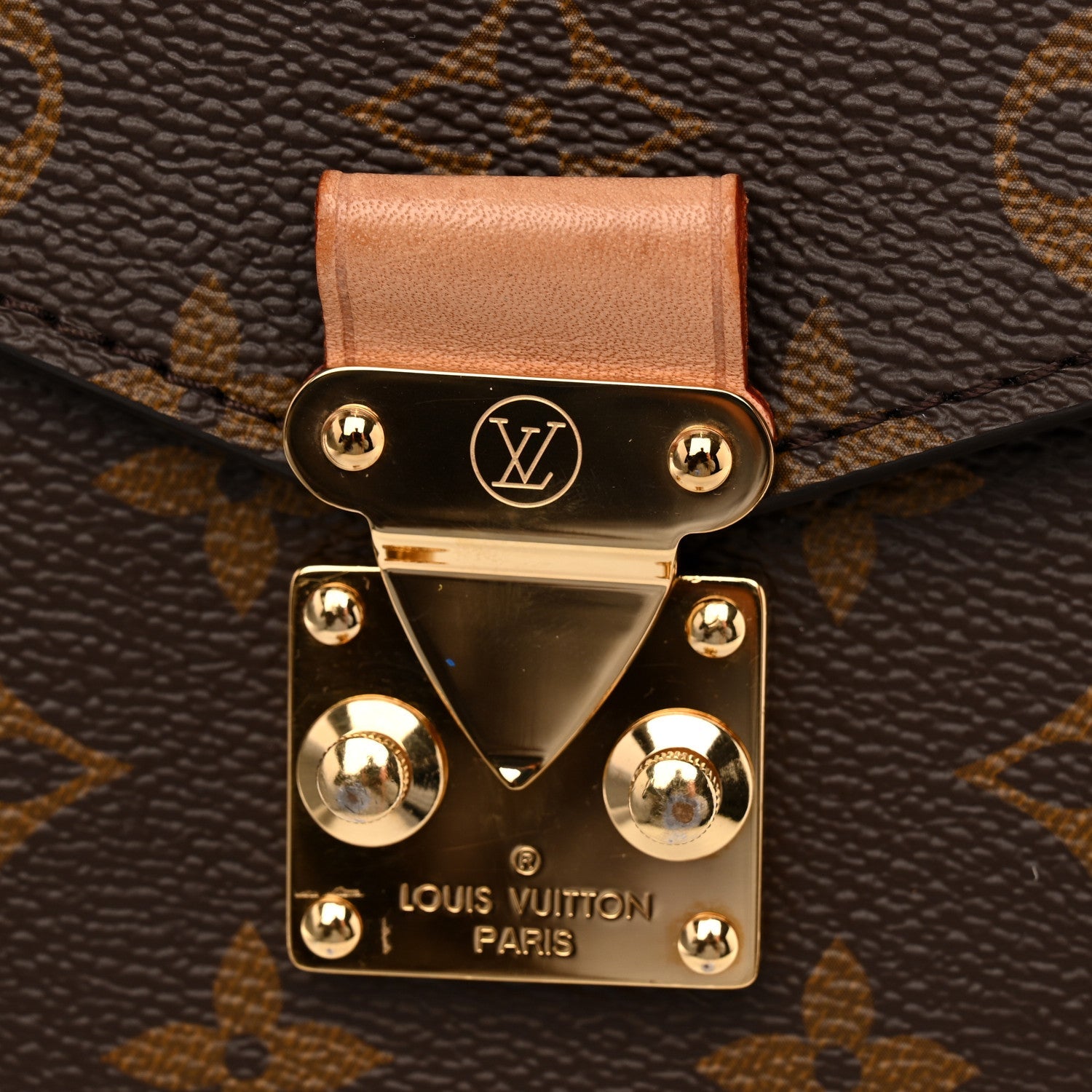 Louis Vuitton Monogram Pochette Metis