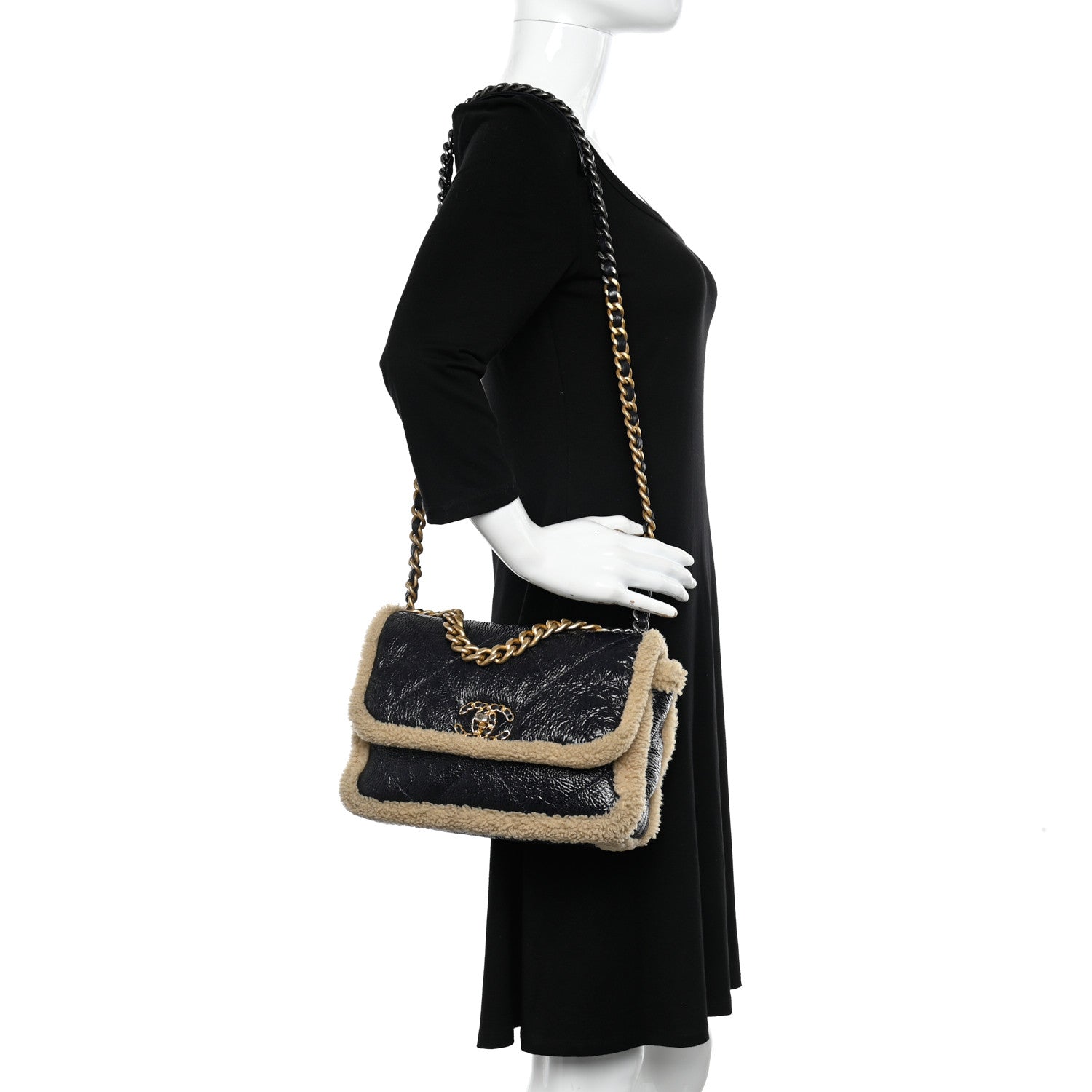 Chanel Crumpled Calfskin Shearling Sheepskin Quilted Medium Chanel 19 Flap Navy
