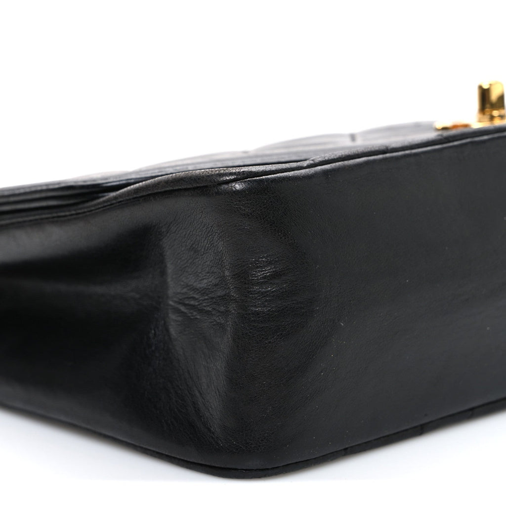 Chanel Lambskin Quilted Medium Single Flap Black