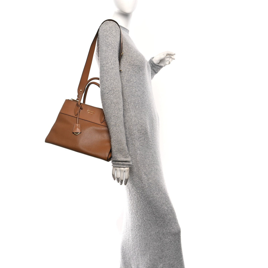 Prada Saffiano City Calf Medium Esplanade Tote Caramel