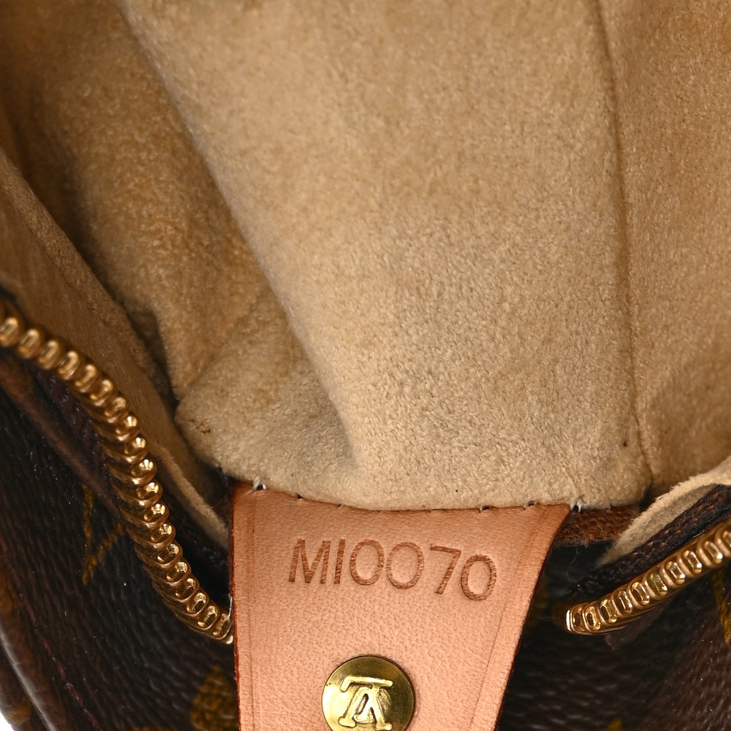 Louis Vuitton Monogram Looping GM
