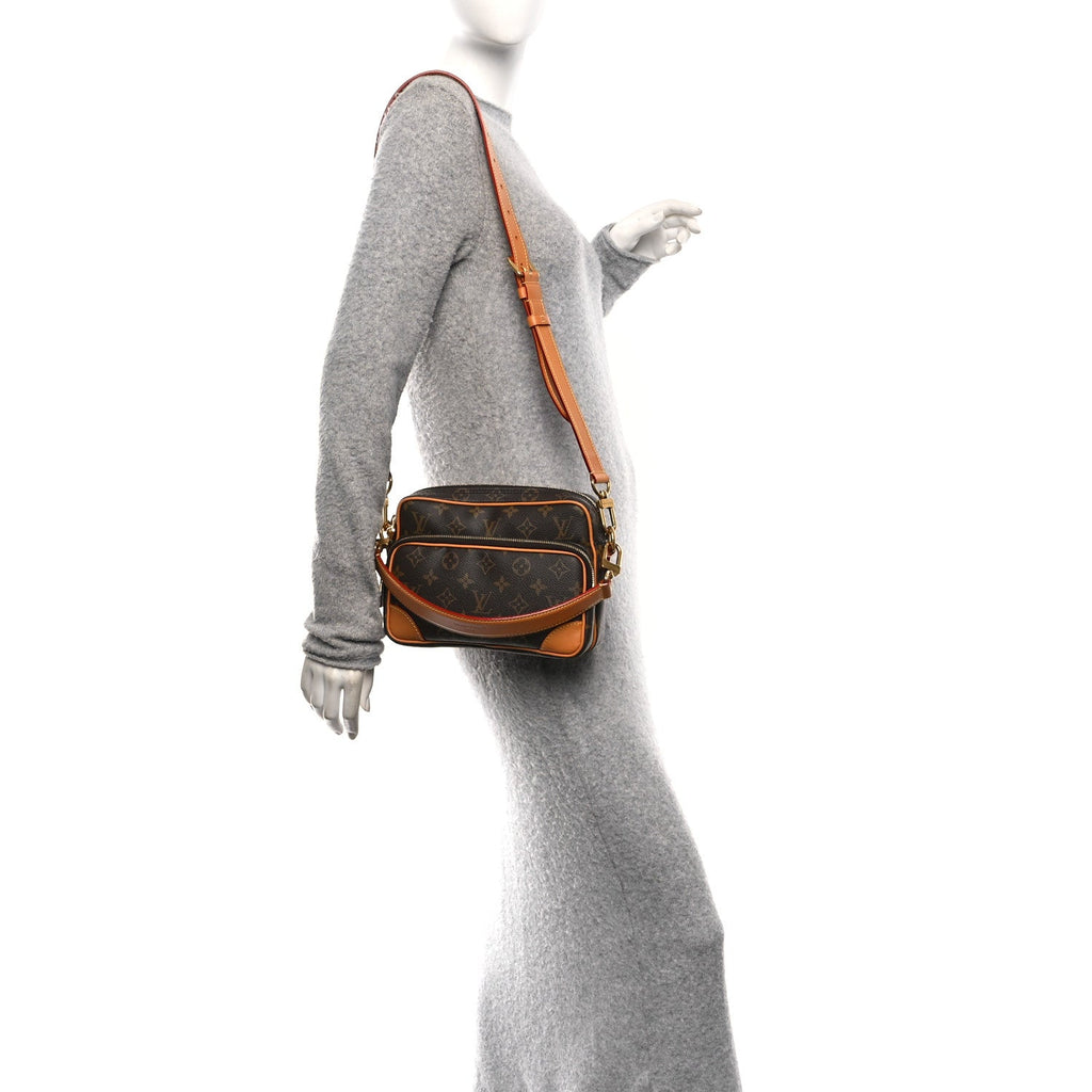 Louis Vuitton Monogram Archive Nil NM