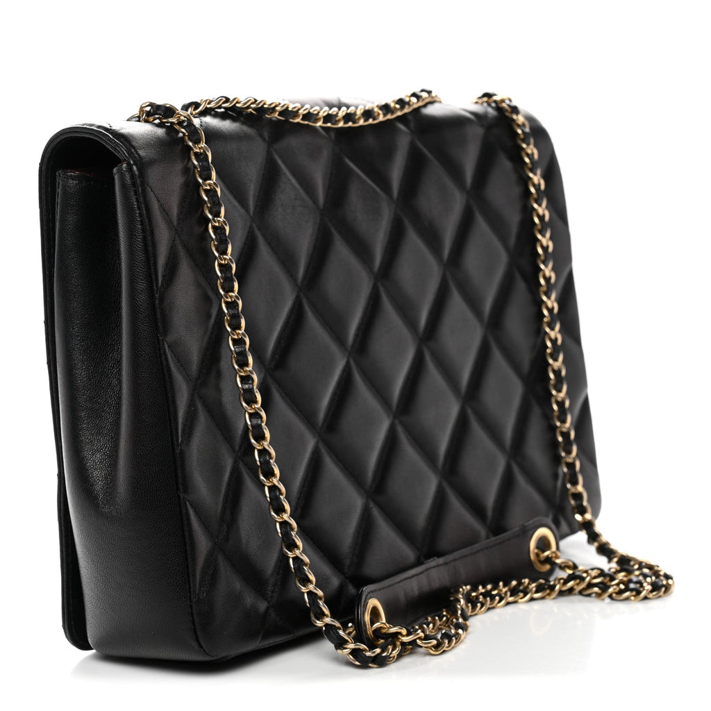 Chanel Lambskin Quilted Medium Diamond CC Flap Black