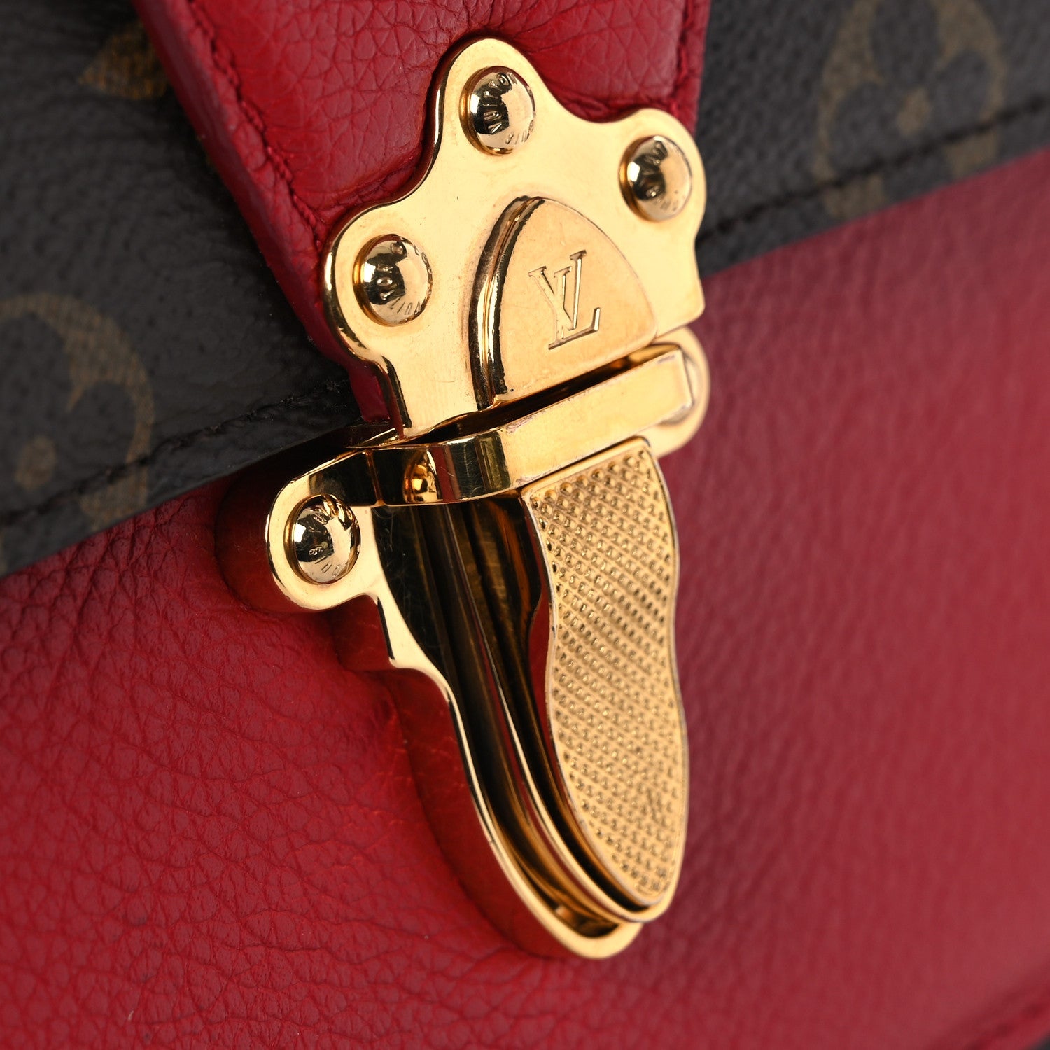 Louis Vuitton Monogram Victoire Cherry
