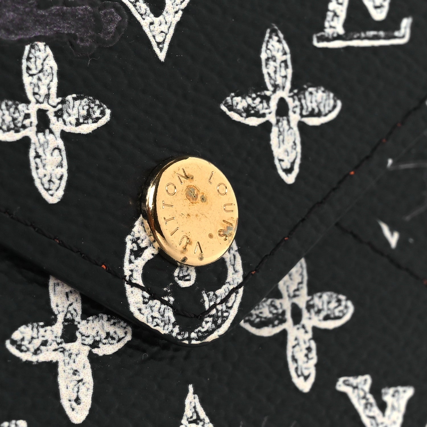 Louis Vuitton Catogram Medium Kirigami Pochette Black