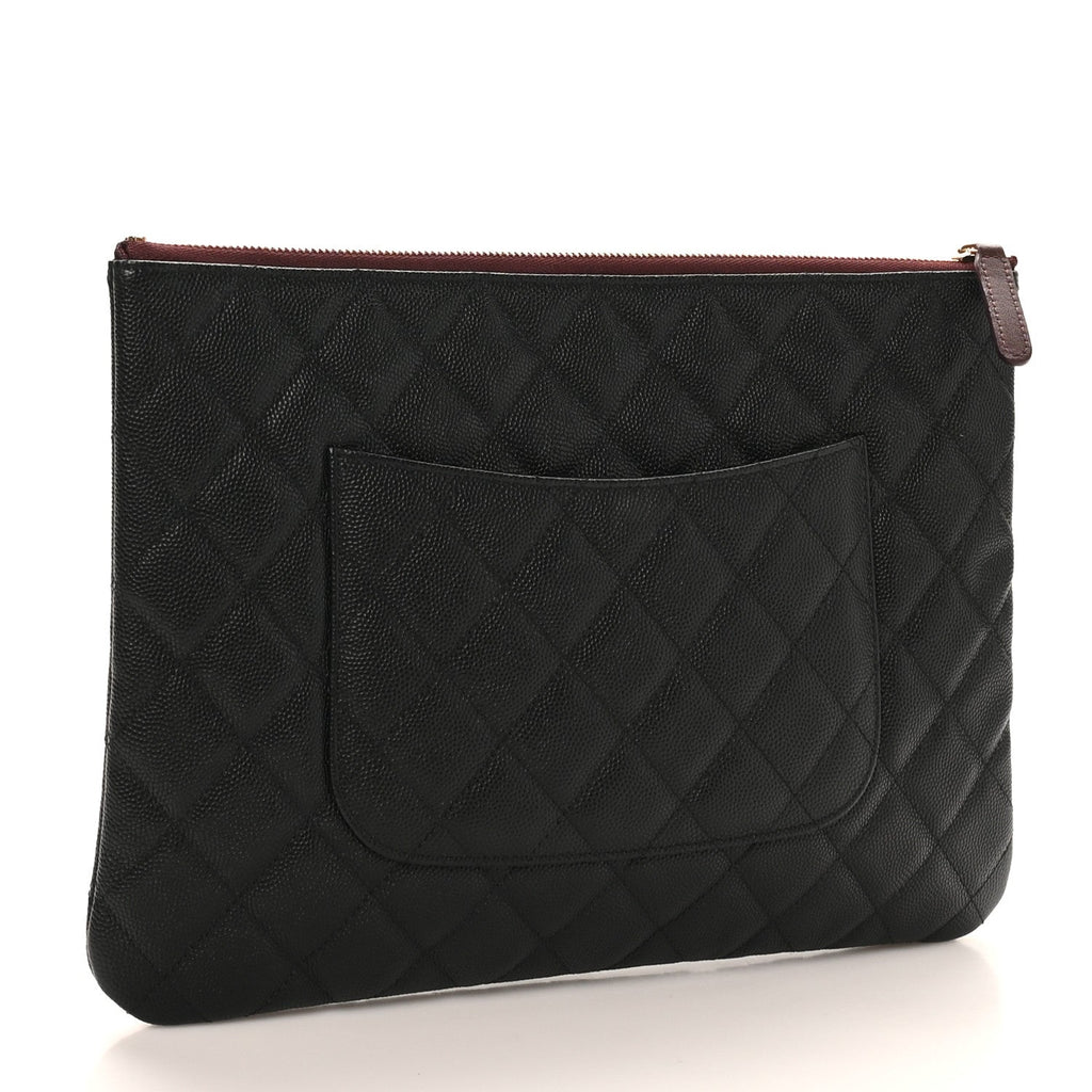 Caviar Quilted Medium Cosmetic Case Black