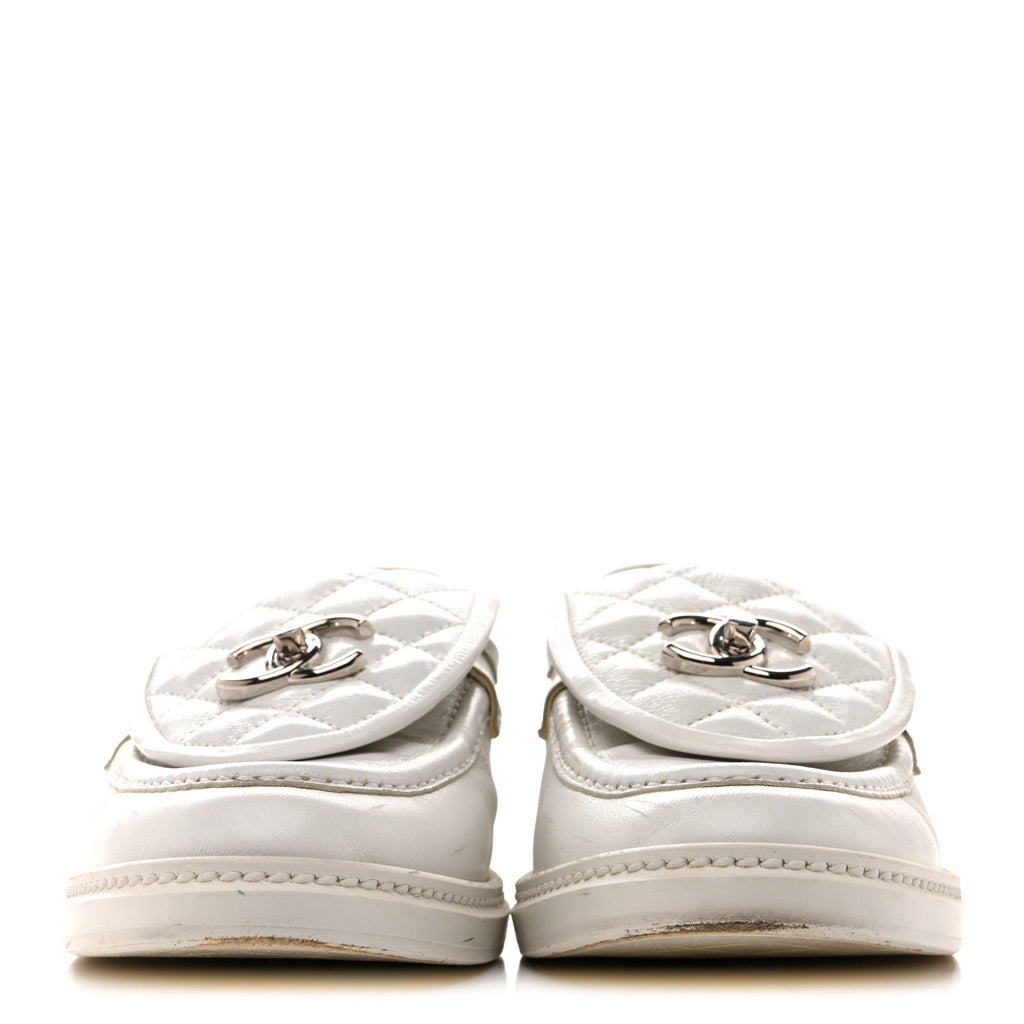 Chanel Shiny Lambskin Quilted CC Turnlock Loafers 40 White