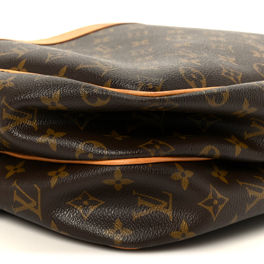 Louis Vuitton Monogram Reporter GM