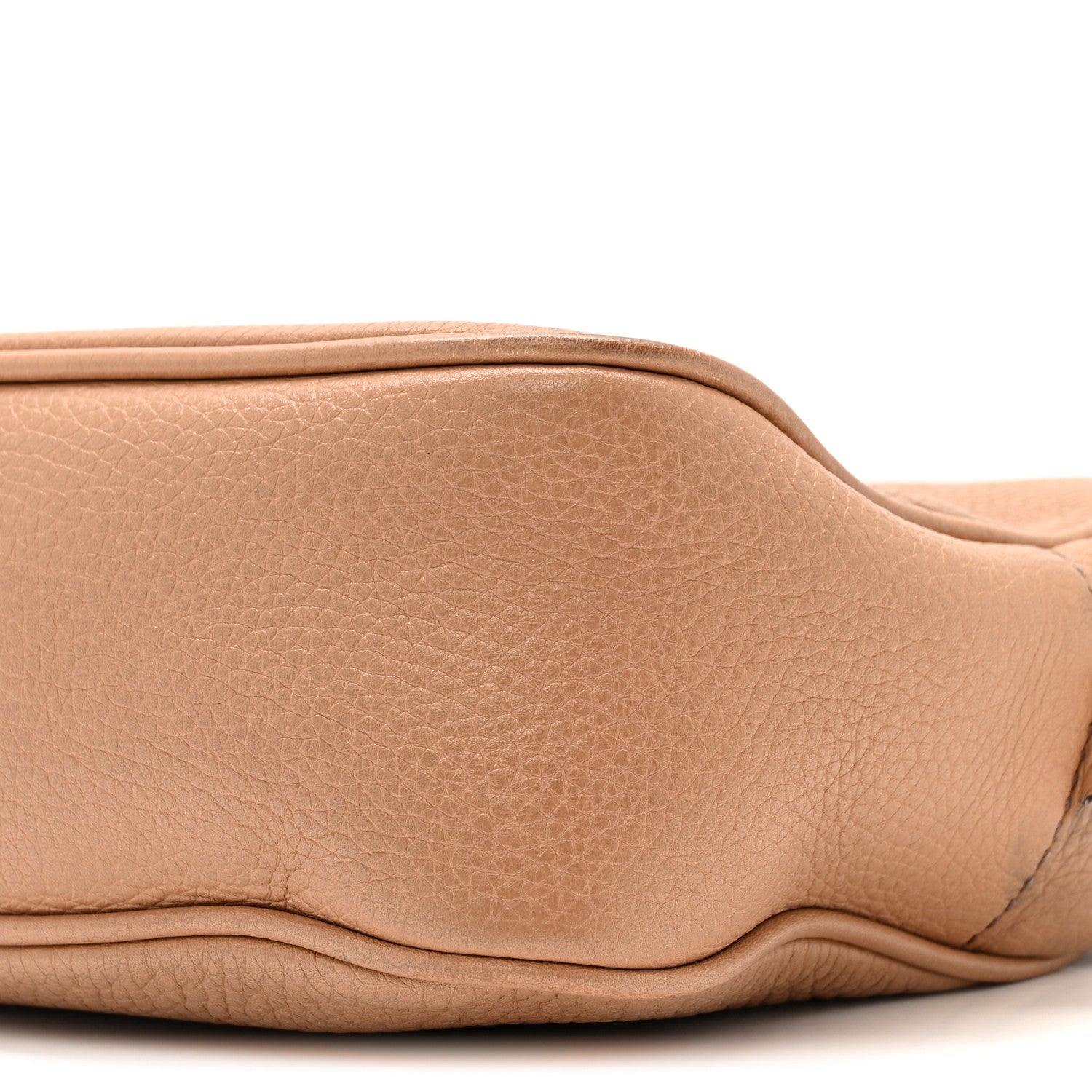 Gucci Pebbled Calfskin Small Soho Disco Bag Camelia