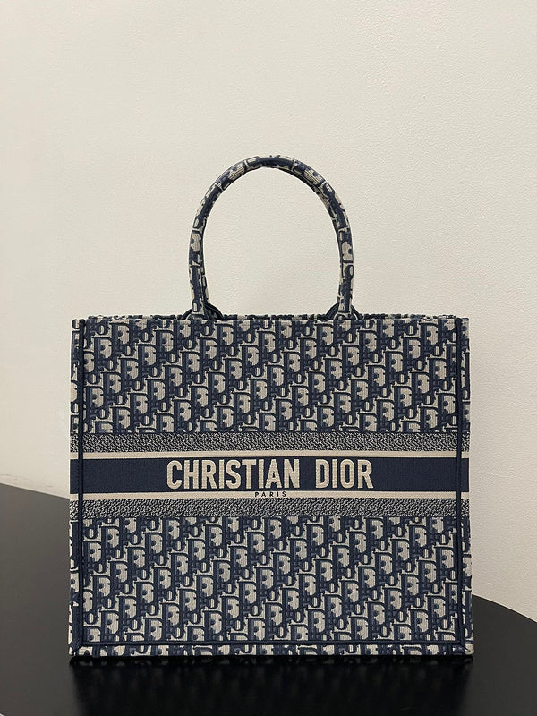 Dior Bags - 2032