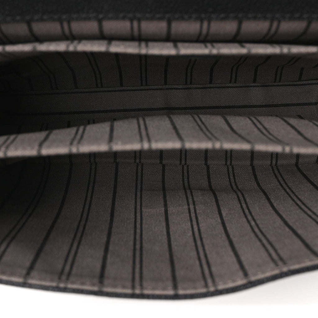 Louis Vuitton Empreinte Pochette Metis Black