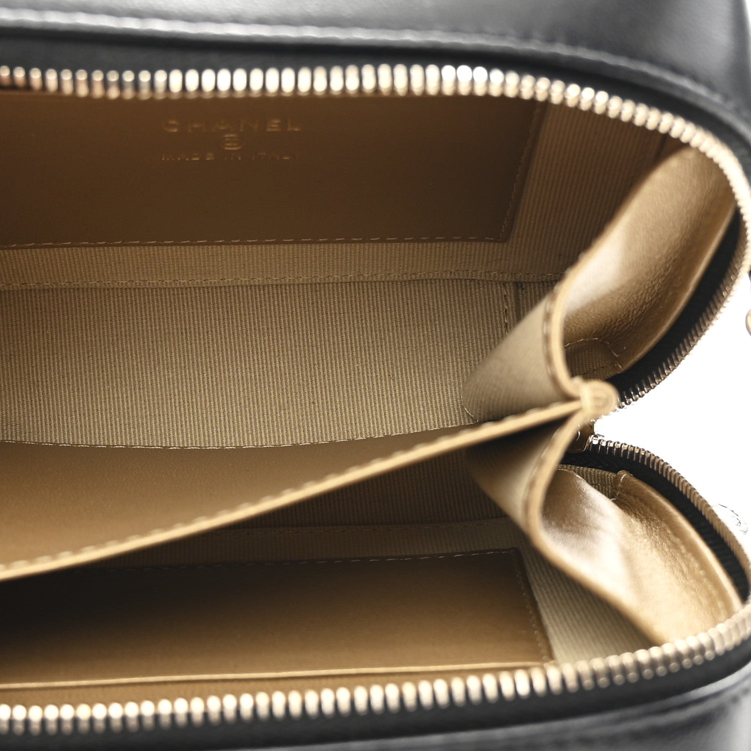 Chanel Lambskin Quilted CC Pearl Crush Camera Case Black