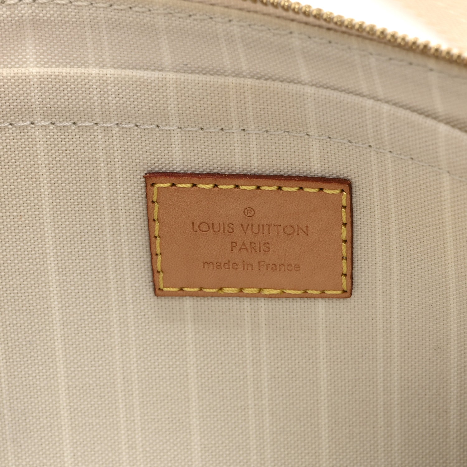 Louis Vuitton Monogram Giant By The Pool Multi Pochette Accessories Brume