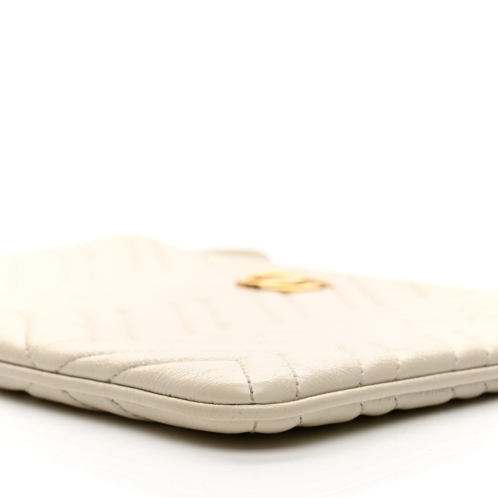 Gucci Calfskin Matelasse Chevron Heart GG Marmont Clutch Mystic White