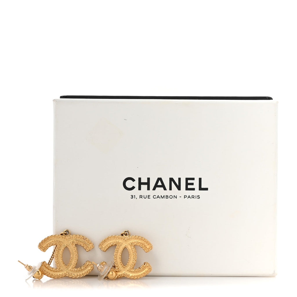 CC Drop Earrings Matte Gold