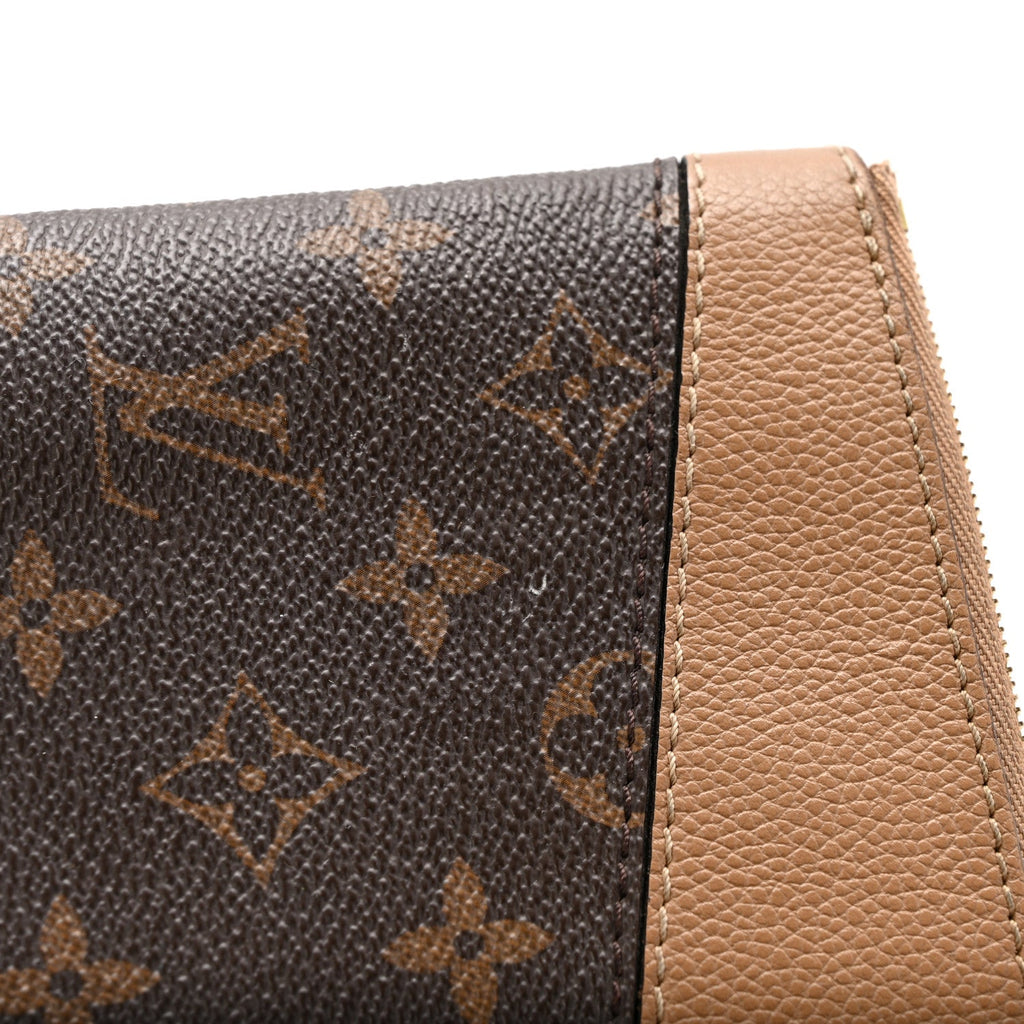 Louis Vuitton Monogram Daily Pouch Sesame