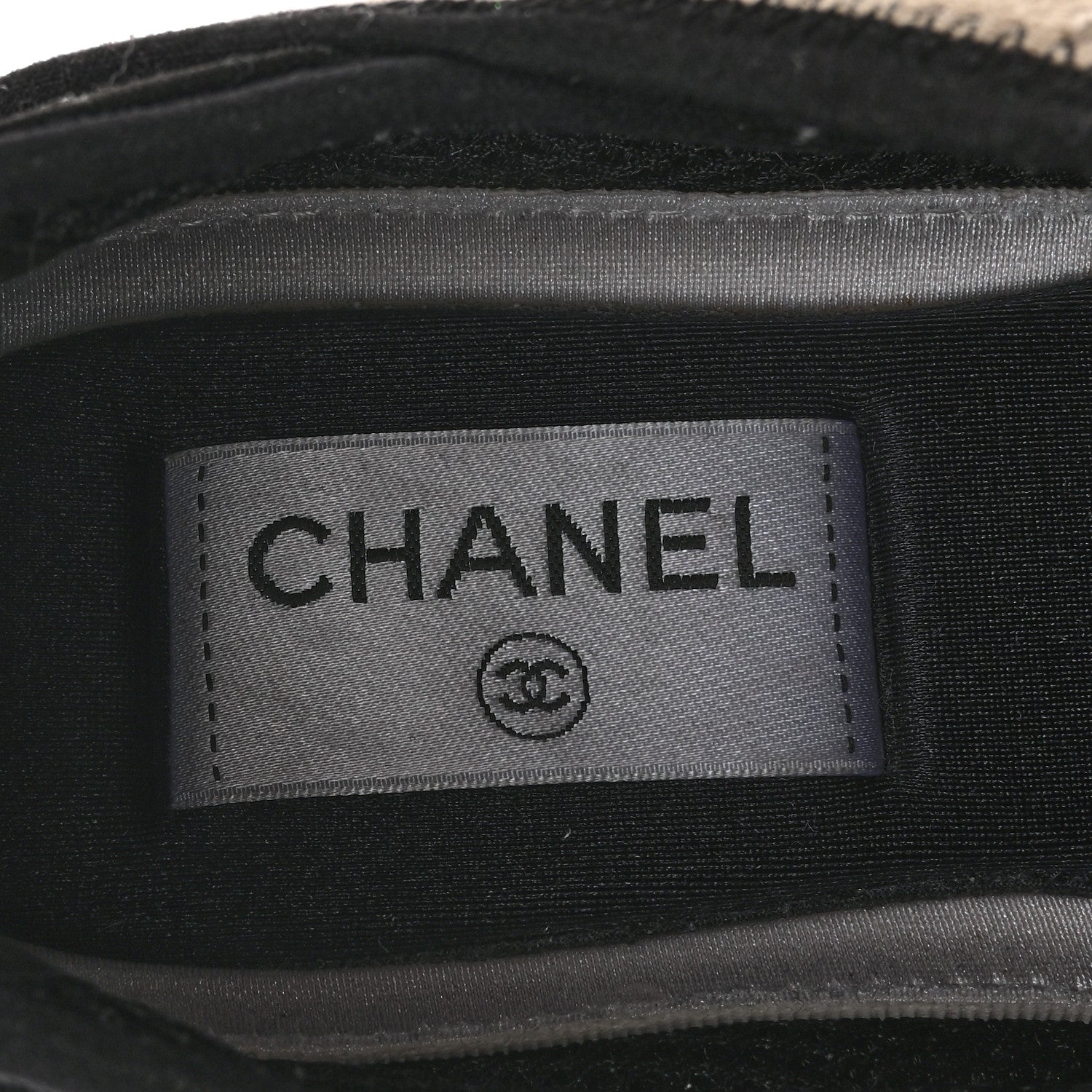 Chanel Velvet Calfskin Mixed Fibers CC Sneakers 36 Ivory Black