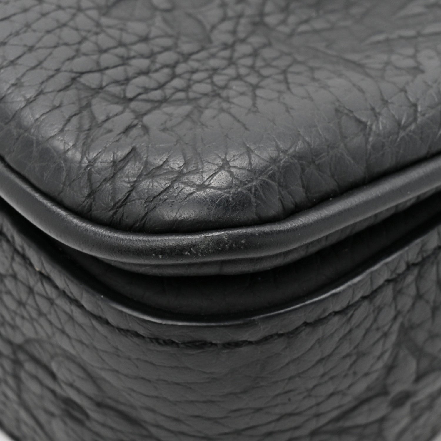 Louis Vuitton Taurillon Monogram S Lock Wearable Wallet Black