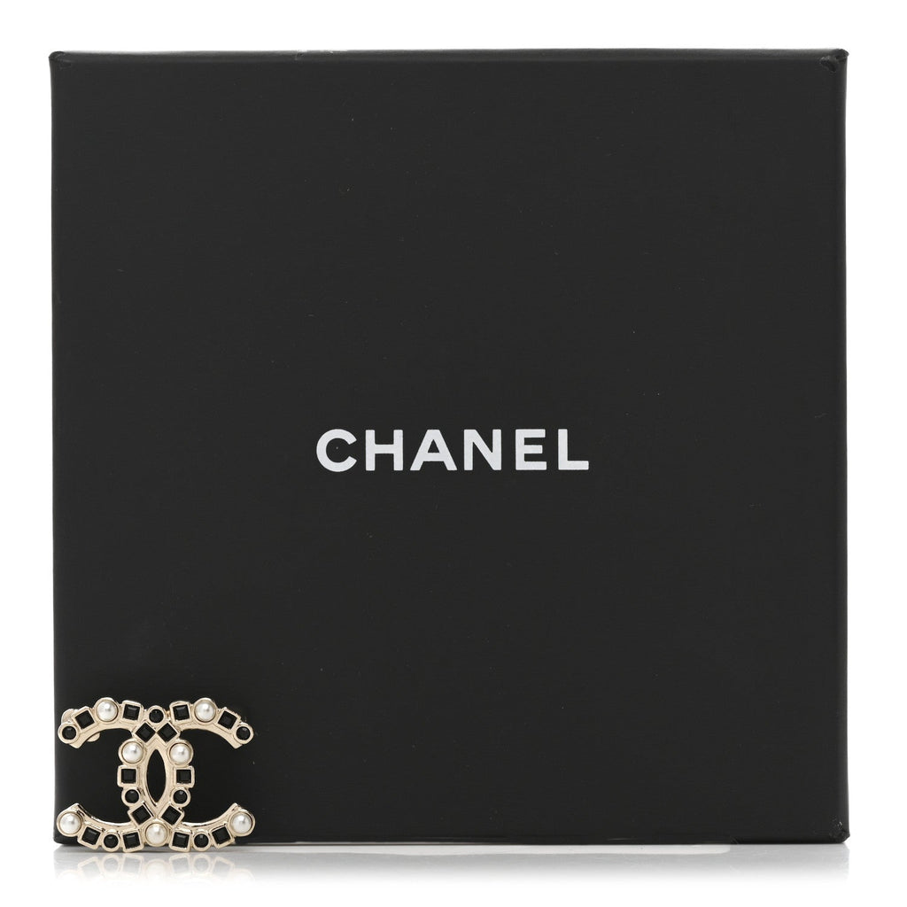 Pearl Crystal CC Brooch Black Gold