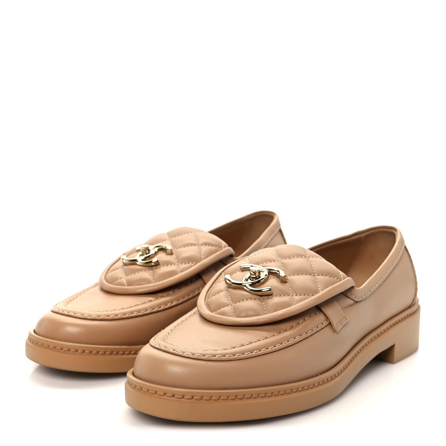Lambskin Quilted CC Turnlock Moccasins 38 Beige