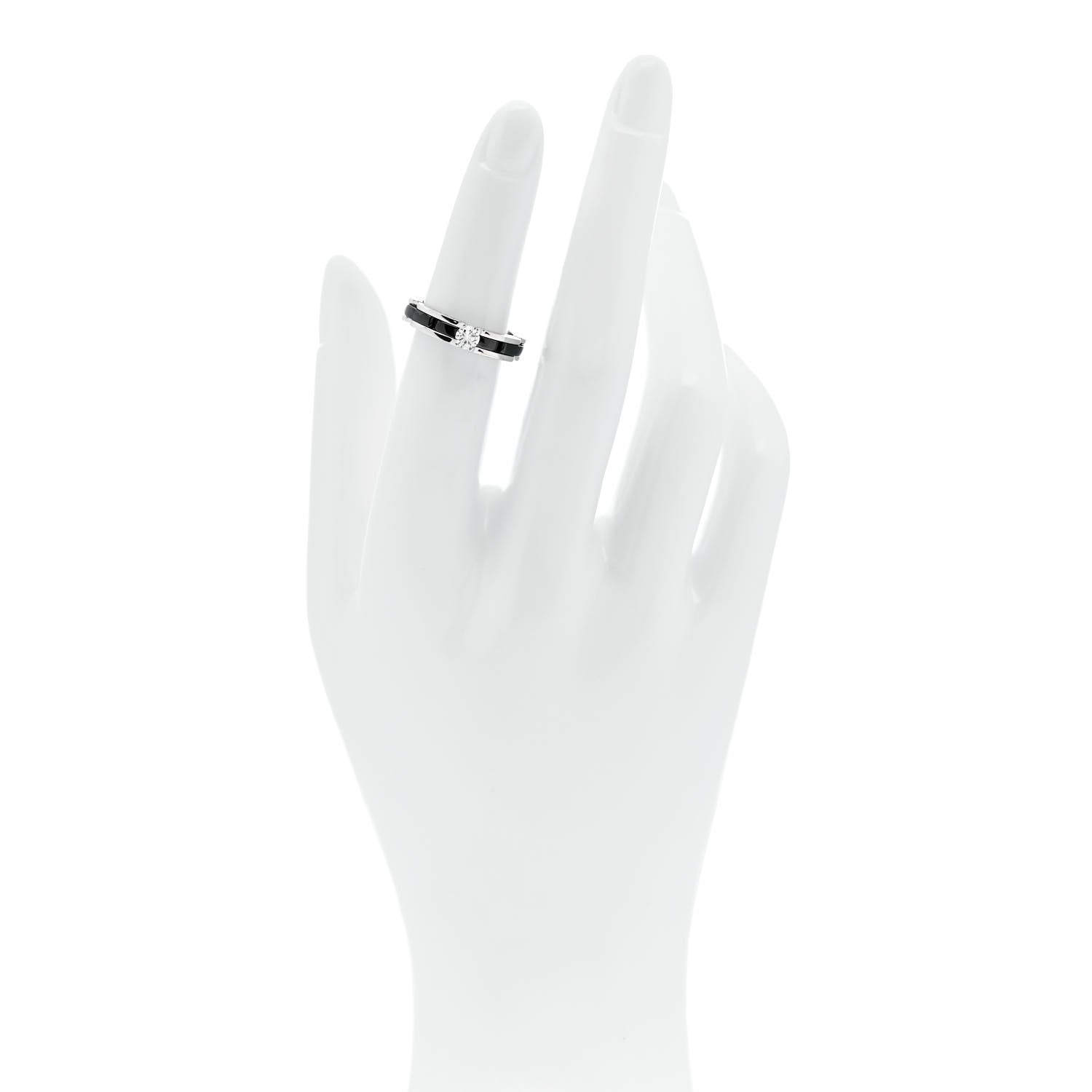 18K White Gold Ceramic Diamond Slim Ultra Ring 49 4.75