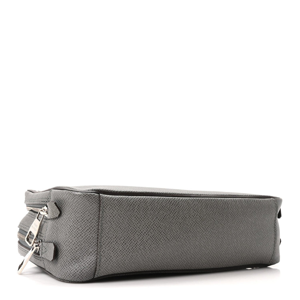 Louis Vuitton Taiga Neo Pavel Glacier