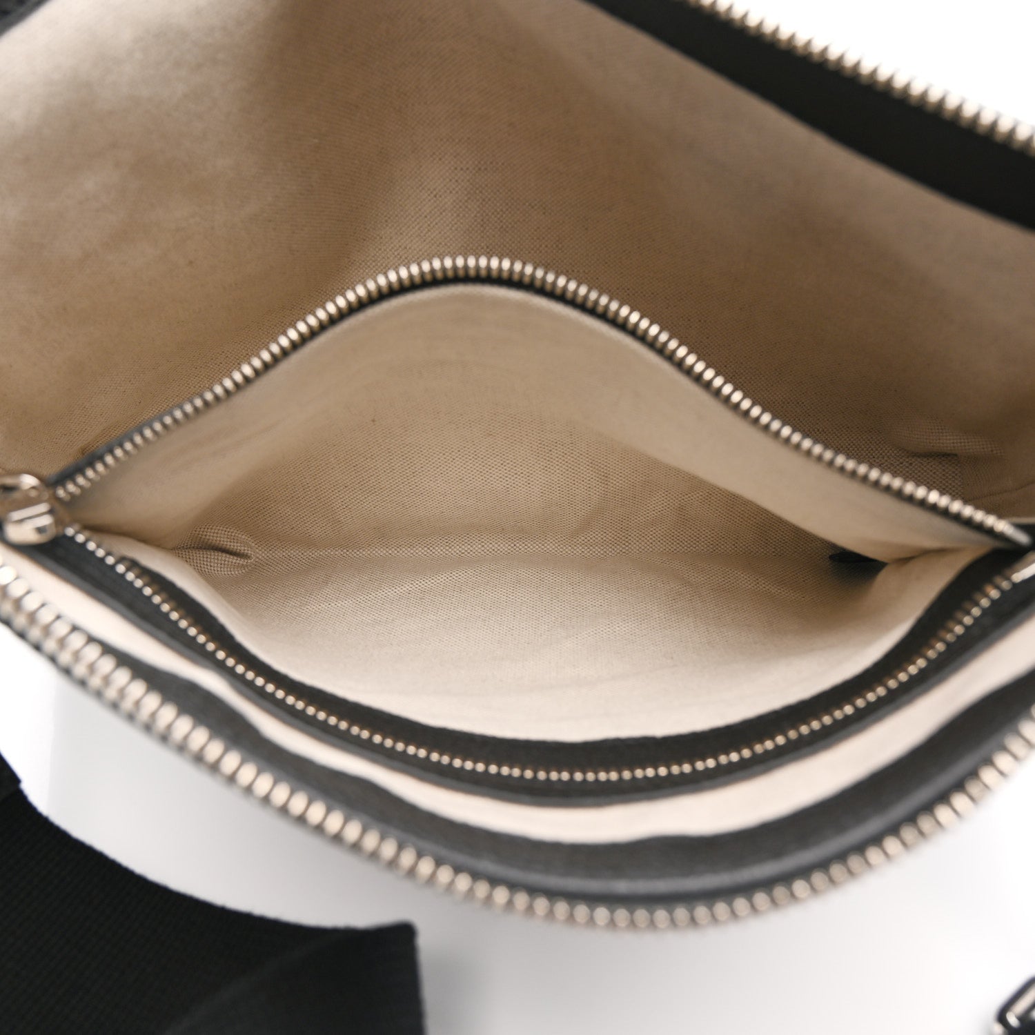 Gucci Piuma Calfskin Jumbo GG Embossed Medium Wristlet Messenger Bag Black