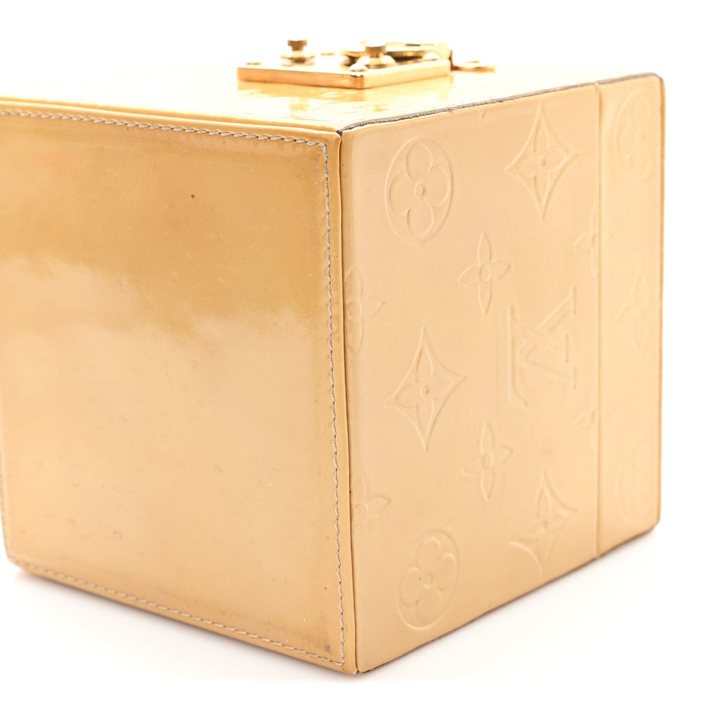 Louis Vuitton Vernis Bleecker Box Beige