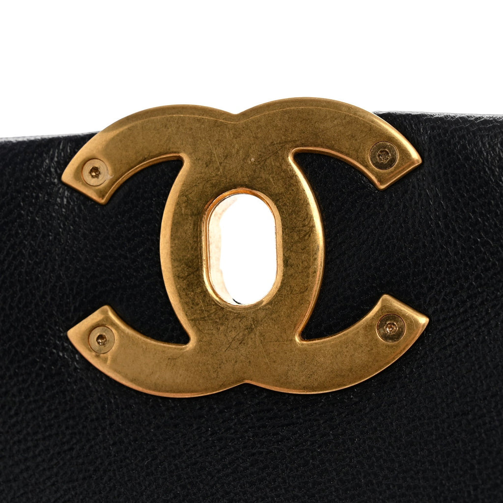 Chanel Goatskin Quilted Medium Chanel 19 Flap Navy Blue