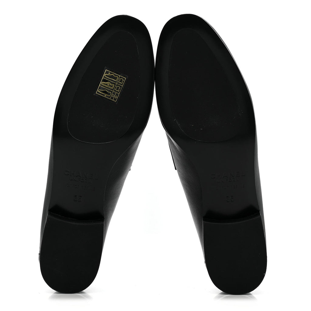 Lambskin Womens Stitched CC Loafers 35 Black