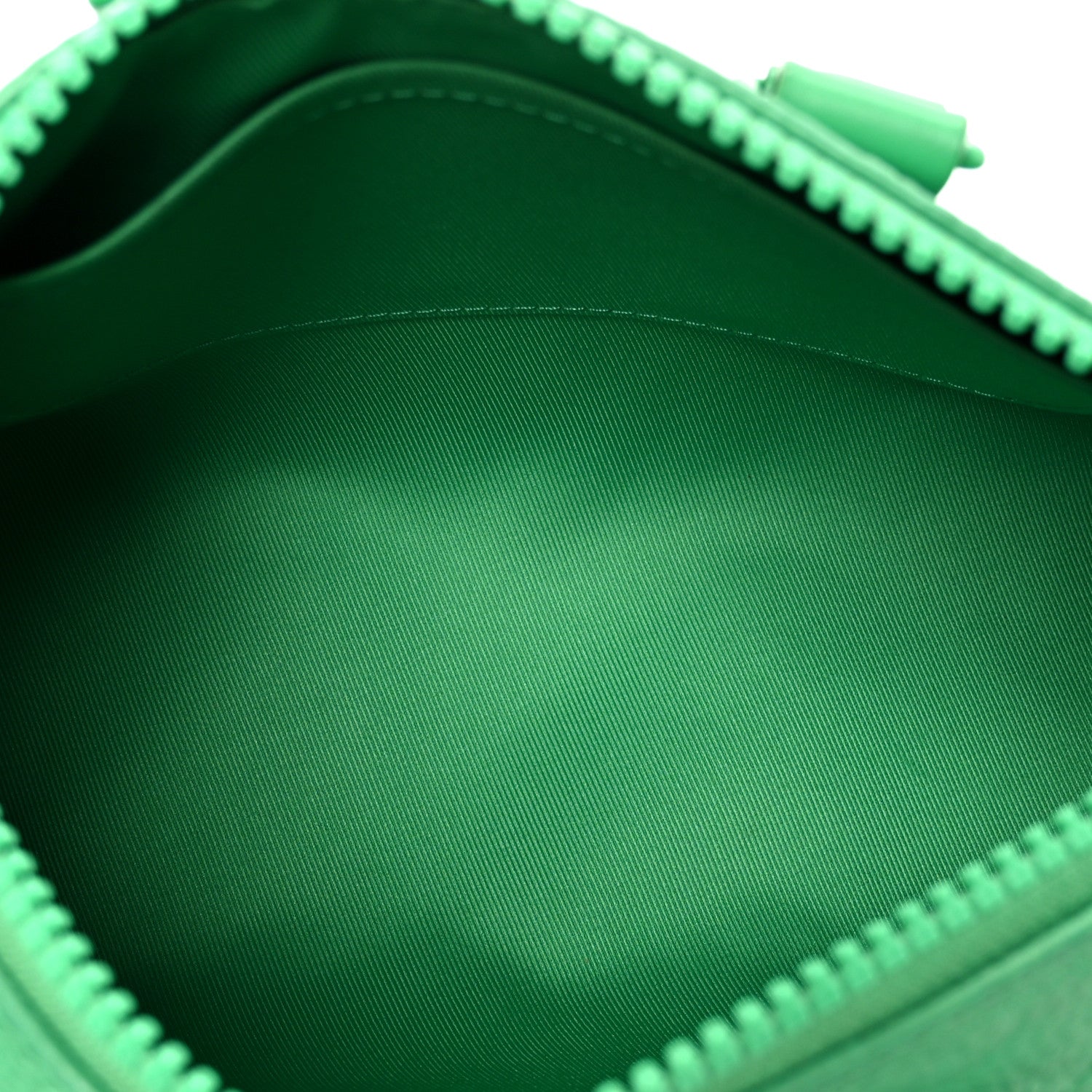 Louis Vuitton Monogram Taurillon Keepall Bandouliere 25 Minty Green