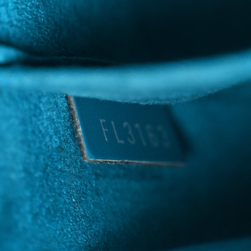 Louis Vuitton Epi Alma PM Cyan