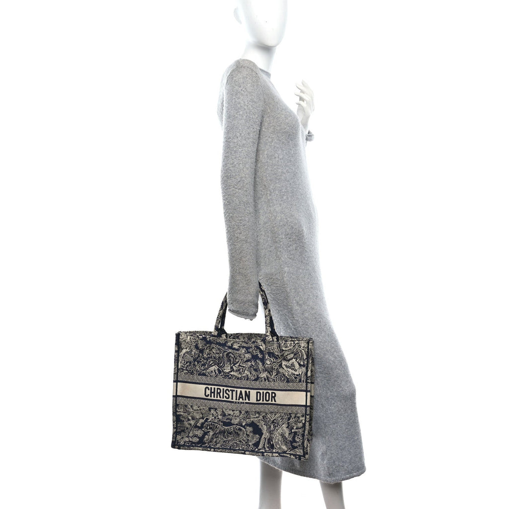 Christian Dior Canvas Embroidered Large Dioriviera Toile De Jouy Reverse Book Tote Blue