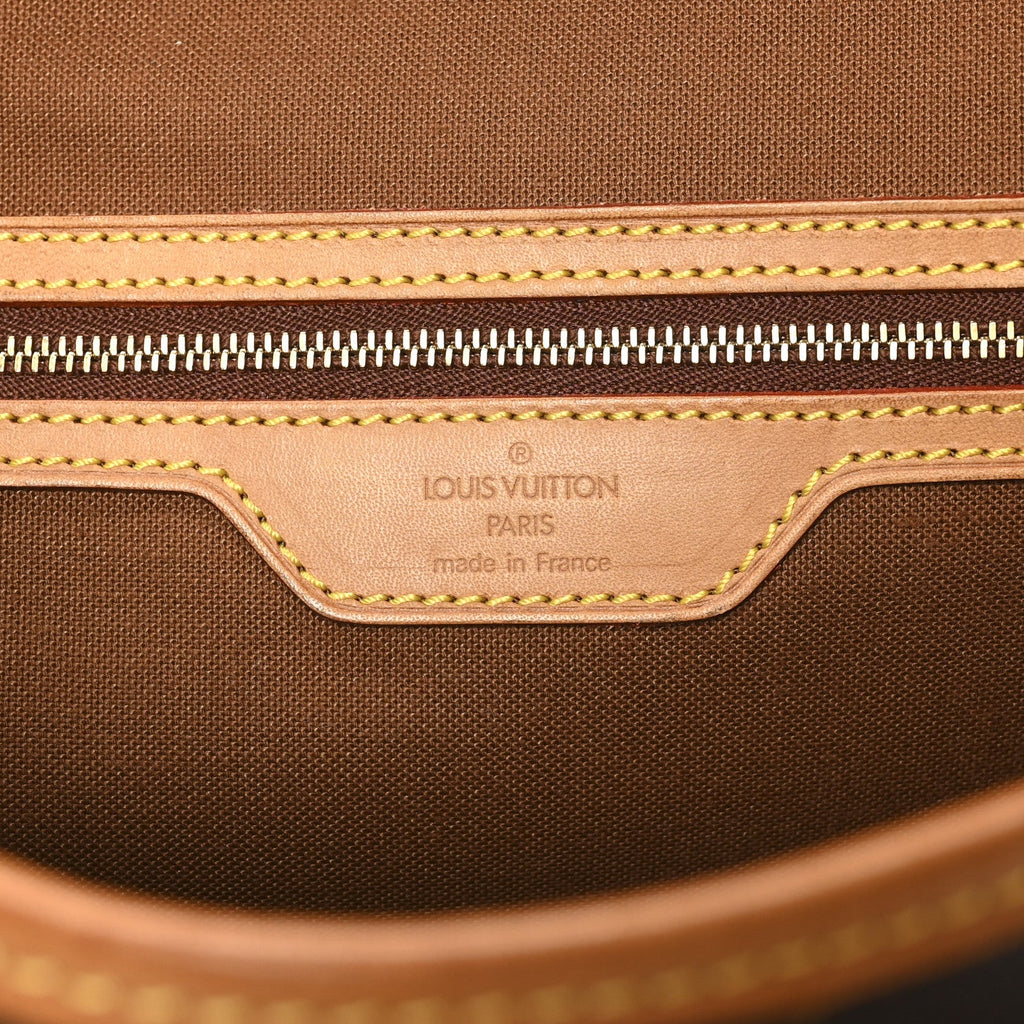 Louis Vuitton Monogram Sac Gibeciere GM