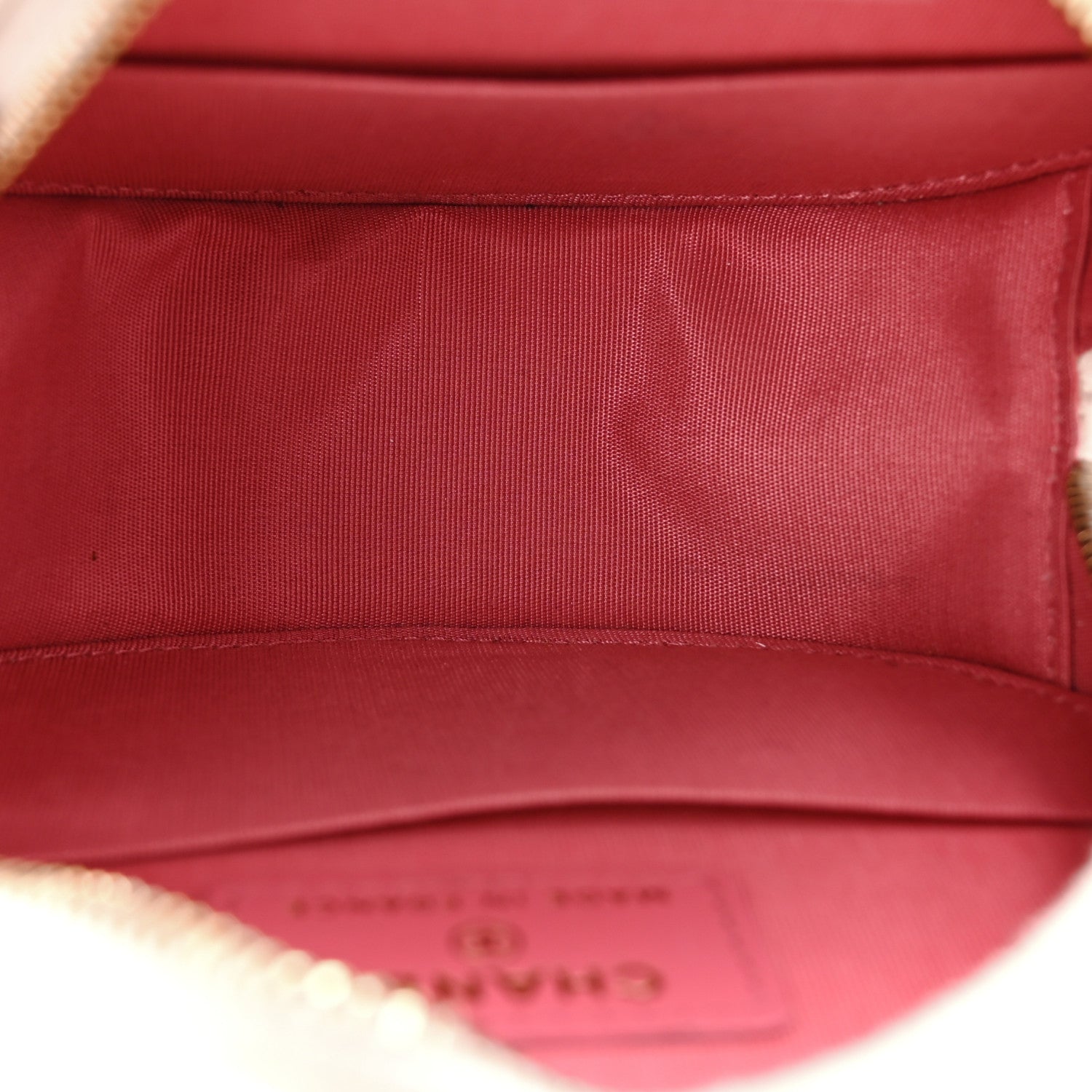 Chanel Shiny Goatskin Quilted Chanel 19 Round Clutch With Chain White