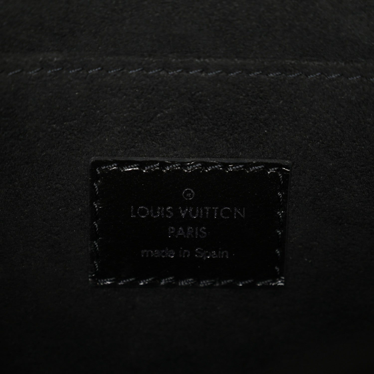 Louis Vuitton Reverse Monogram Giant Dauphine MM